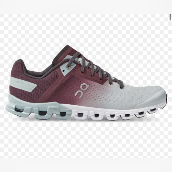 On Running Shoes - On Running Women's Cloudflow Shoes - Gray and Purple